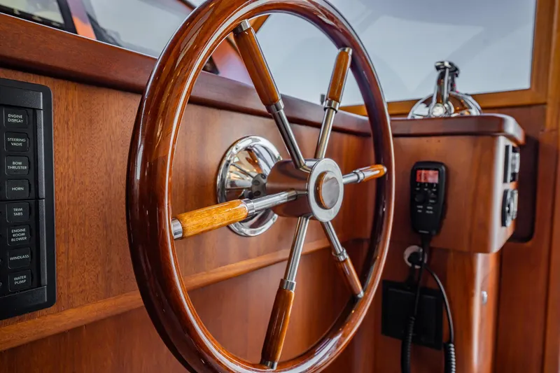 Aragosta Yacht Photos Pics 