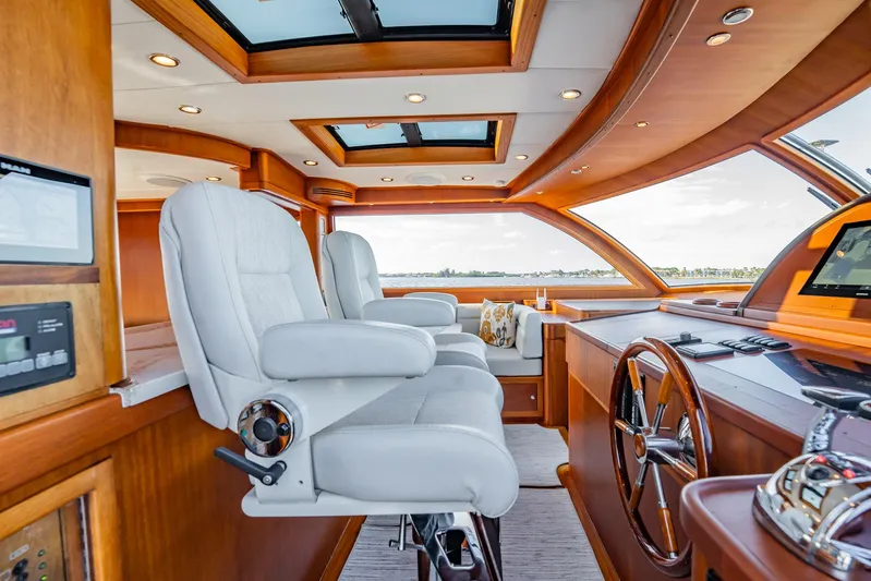 Aragosta Yacht Photos Pics 