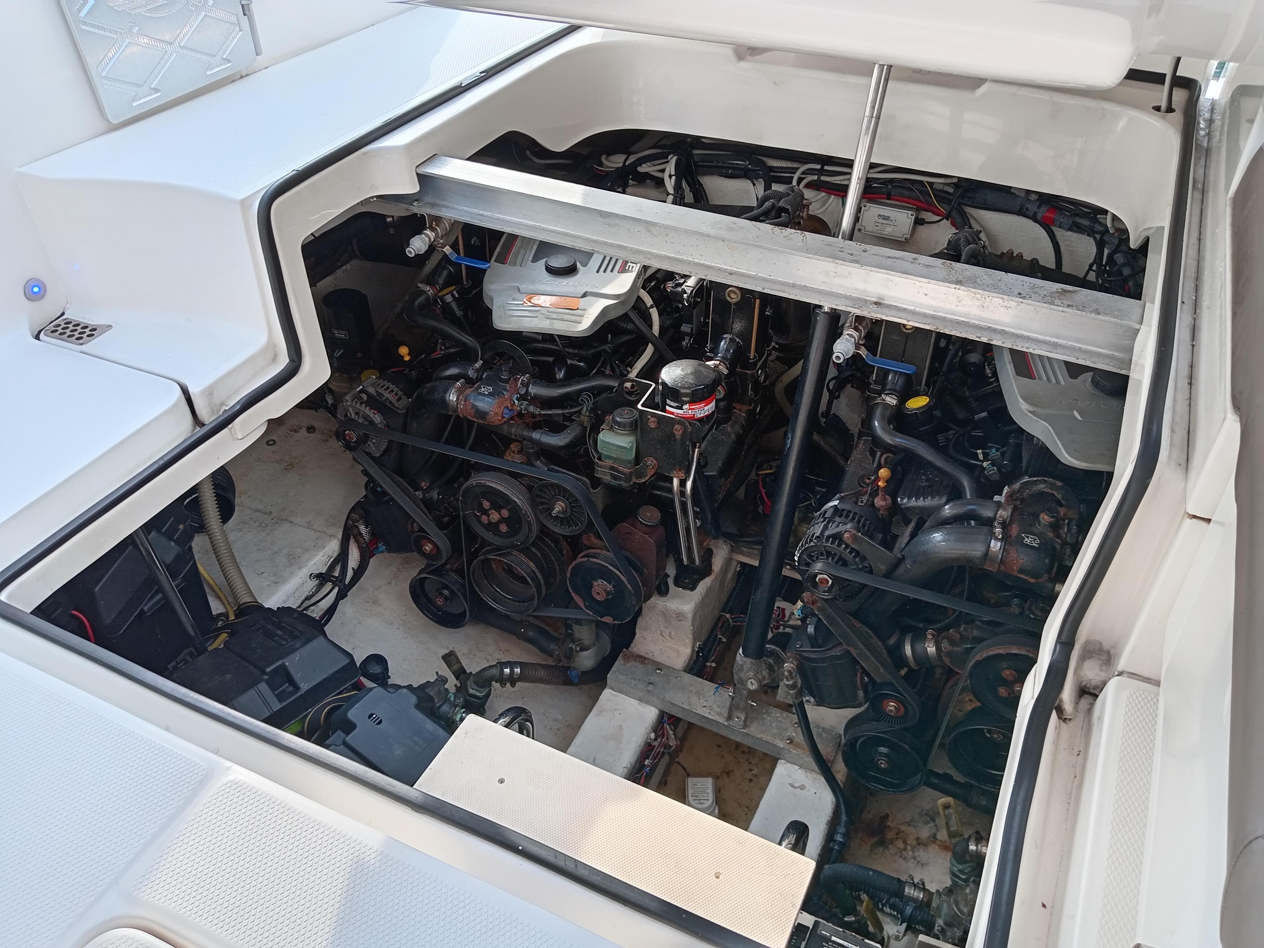 2013 Chaparral 327 SSX Sports Cruiser for sale - YachtWorld