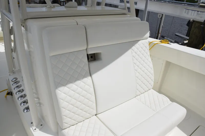  Yacht Photos Pics 2017 SeaVee 370z boat with white quilted seating and sleek design.