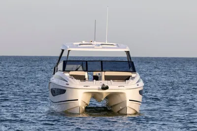 Aquila 32 Sport