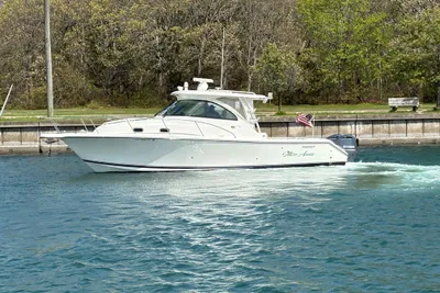 Pursuit OS 345 Offshore