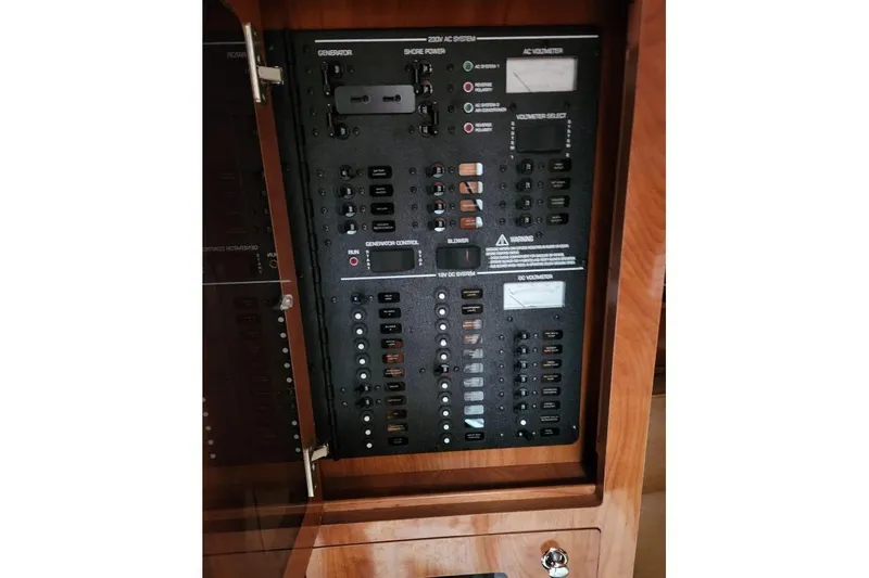  Yacht Photos Pics Electrical control panel on a 2007 Four Winns 278 Vista boat.