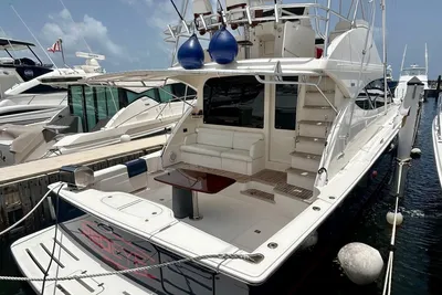 Tiara Yachts 48 CNV