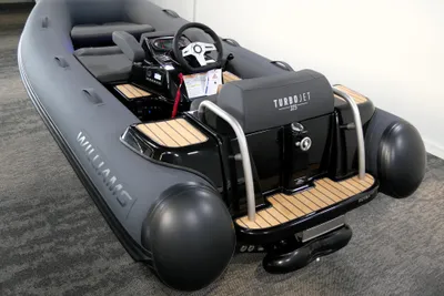 2025 Williams Jet Tenders Turbojet 325