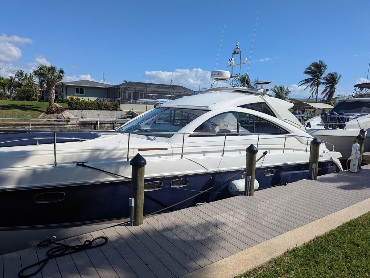 2007 Fairline 52 