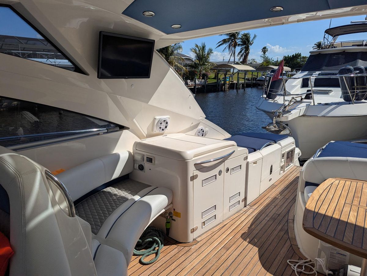 2007 Fairline 52 