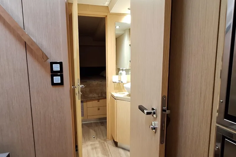 Emmanuel Yacht Photos Pics 2023 Privilege Signature 510