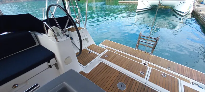 Lady Mys Yacht Photos Pics 