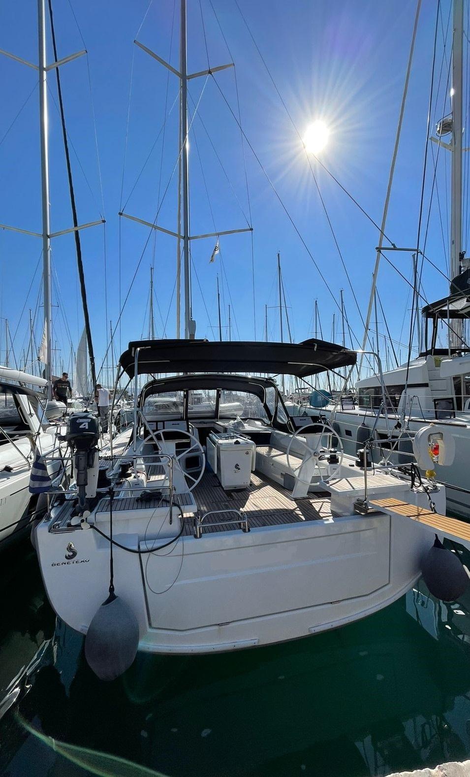 Beneteau Oceanis 51.1 Owners image