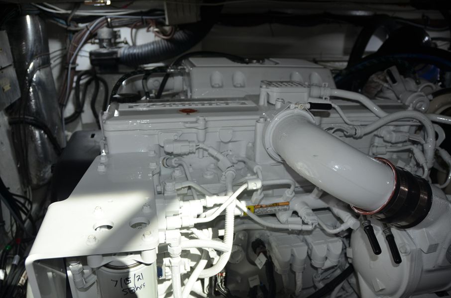 1987 Hatteras New Cummins PWR 45 Convertible
