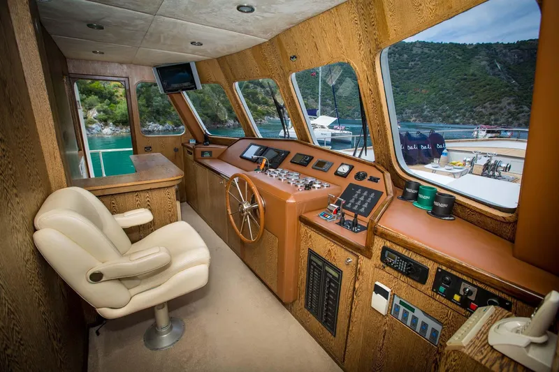 Dali Yacht Photos Pics Motor Yacht DALI