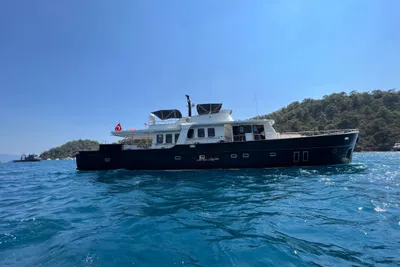 Custom 28M