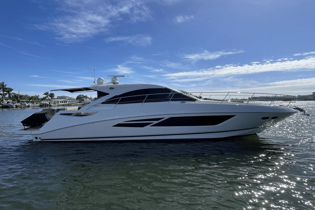2016 Sea Ray 51 