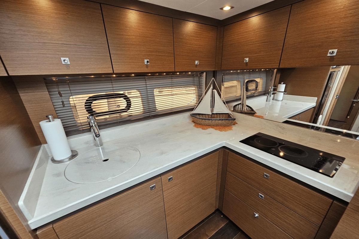 2016 Sea Ray 51 
