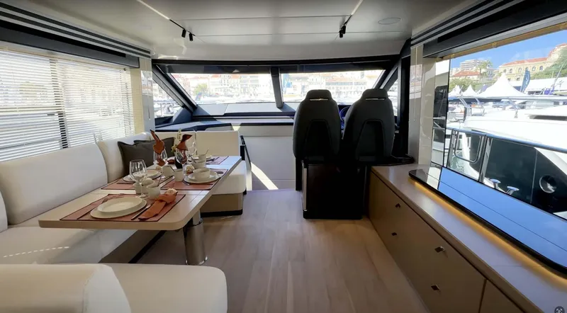  Yacht Photos Pics Absolute 60 fly 2024 used yacht occasion