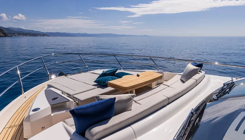  Yacht Photos Pics Absolute 60 fly 2024 used yacht occasion