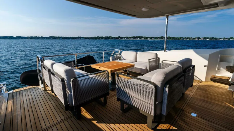  Yacht Photos Pics Absolute 60 fly 2024 used yacht occasion