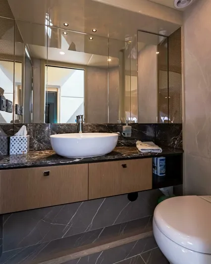  Yacht Photos Pics Absolute 60 fly 2024 used yacht occasion