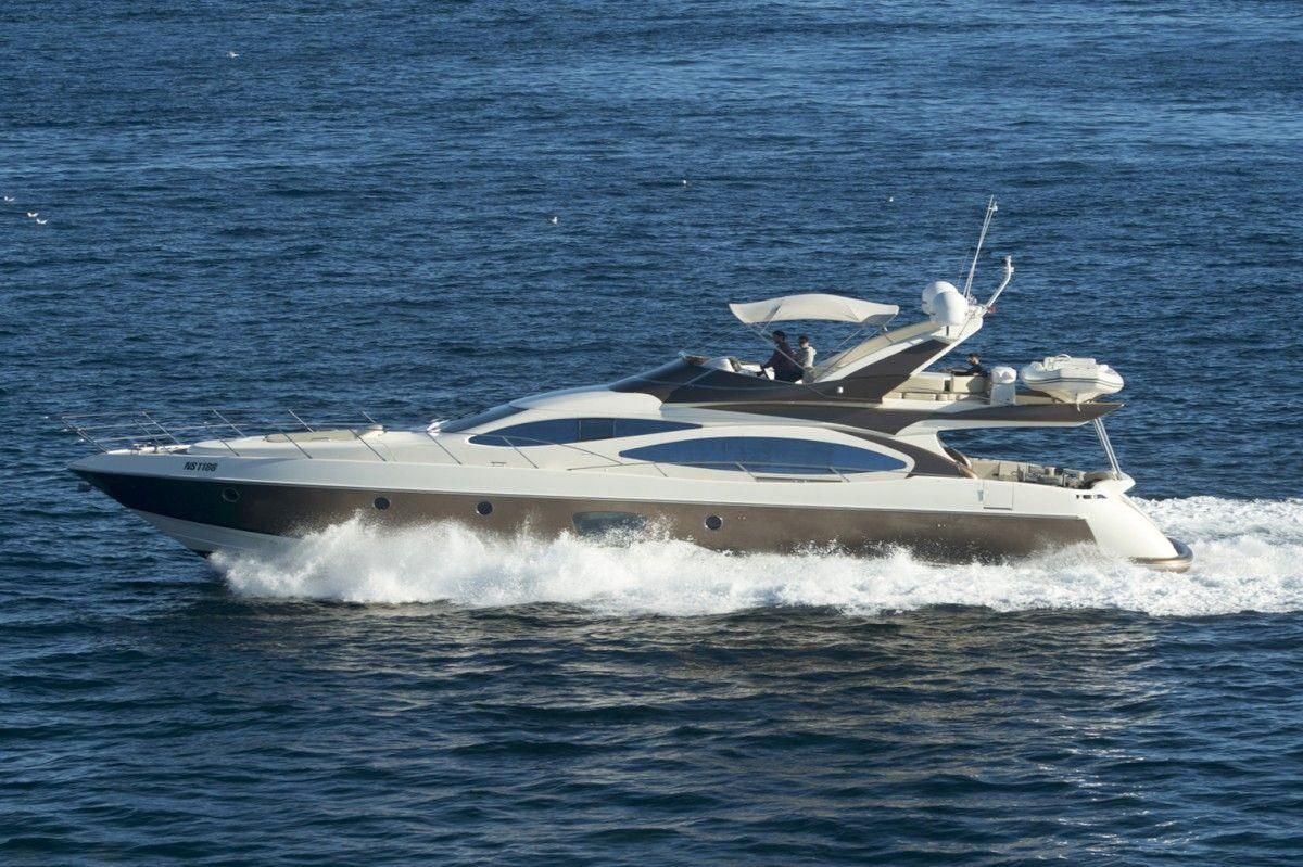 2005 Azimut 70 
