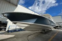 2020 Boston Whaler 350 Realm