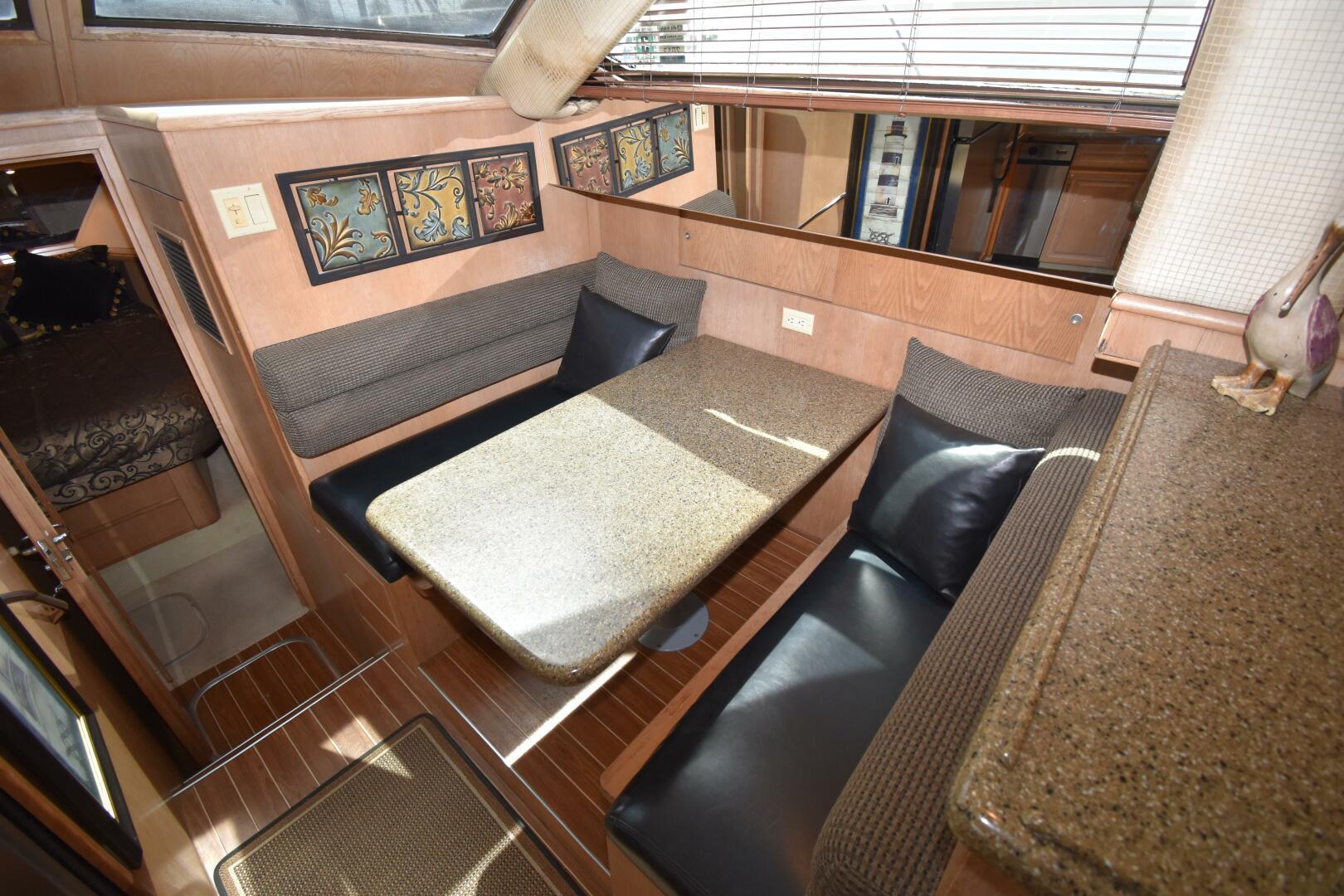 1996 hatteras 52 cockpit motor yacht