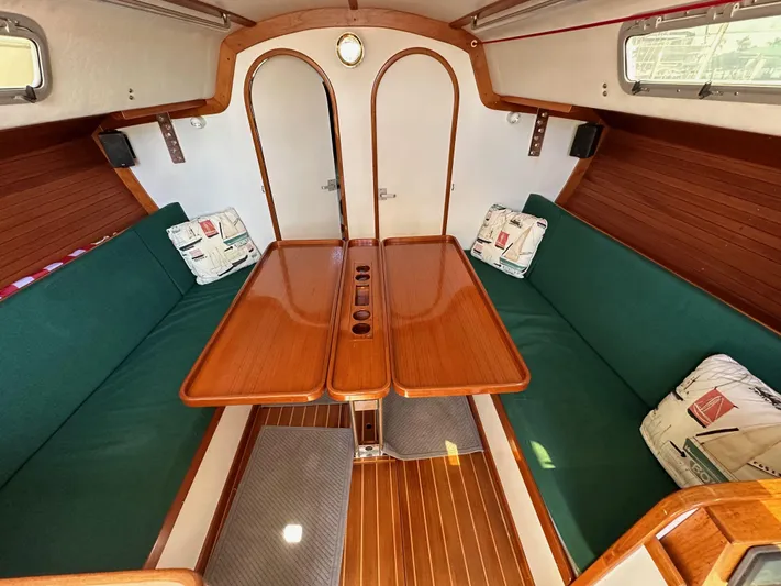 Ma Jolie Yacht Photos Pics 