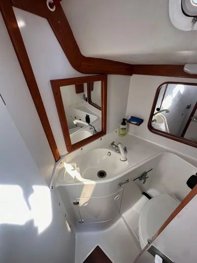 Ma Jolie Yacht Photos Pics 