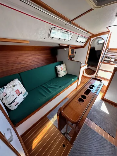 Ma Jolie Yacht Photos Pics 