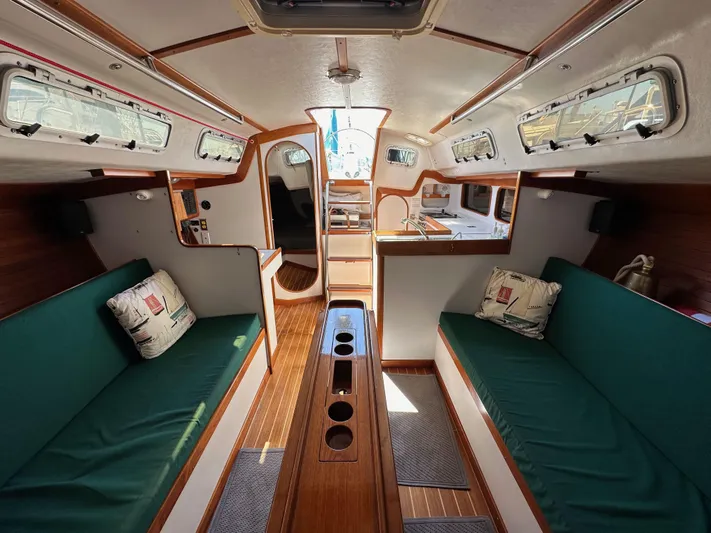 Ma Jolie Yacht Photos Pics 