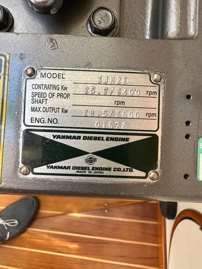 Ma Jolie Yacht Photos Pics 