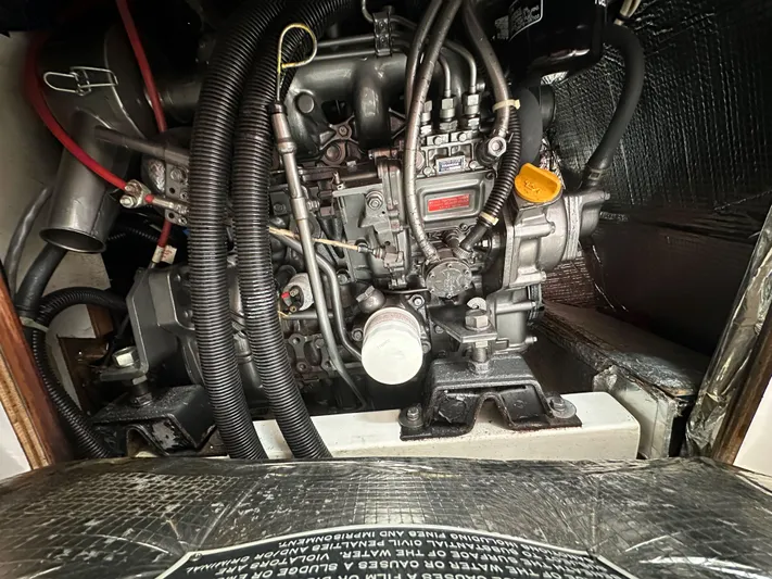 Ma Jolie Yacht Photos Pics 