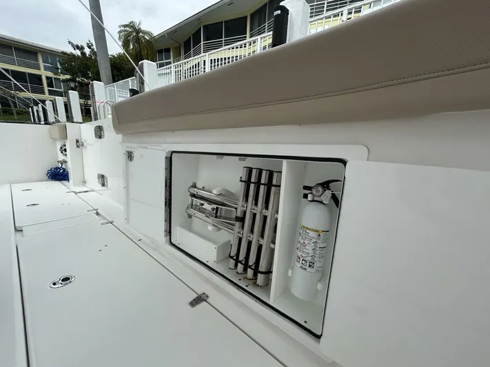 Reel Time Yacht Photos Pics 2022 Edgewater 340cc - Image 35