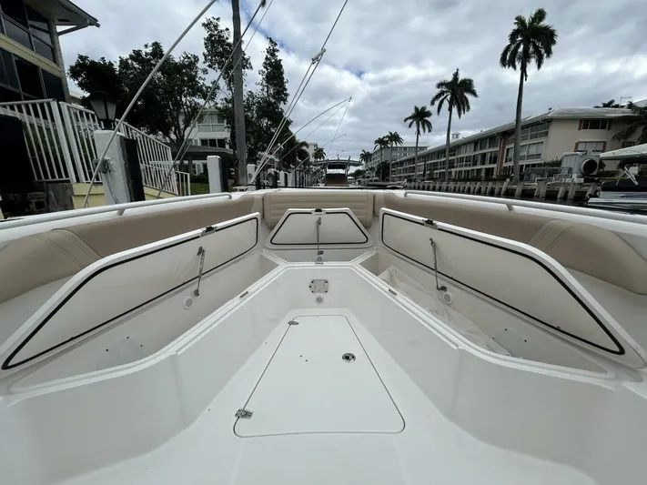 Reel Time Yacht Photos Pics 2022 Edgewater 340cc - Image 29