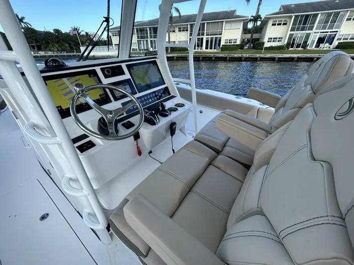 Reel Time Yacht Photos Pics 2022 Edgewater 340cc - Image 16