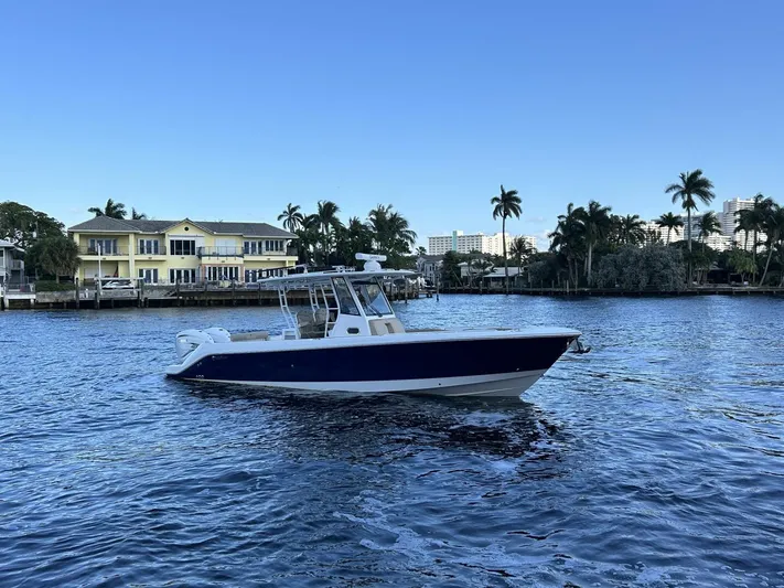 Reel Time Yacht Photos Pics 2022 Edgewater 340cc - Image 3