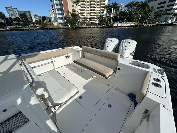 Reel Time Yacht Photos Pics 2022 Edgewater 340cc - Image 8