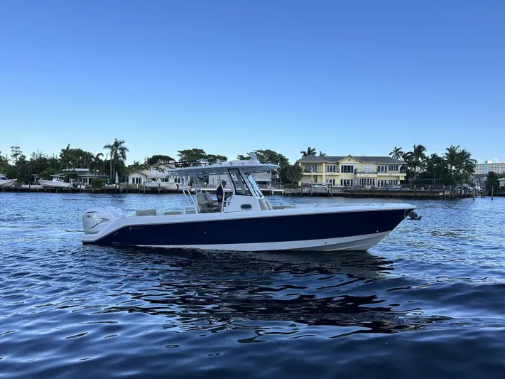 Reel Time Yacht Photos Pics 2022 Edgewater 340cc - Image 1