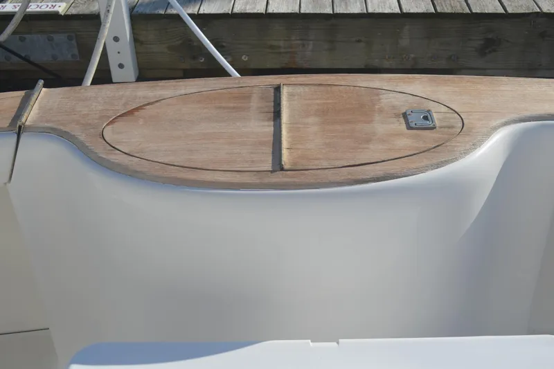 Rock & Roll Yacht Photos Pics Livewell