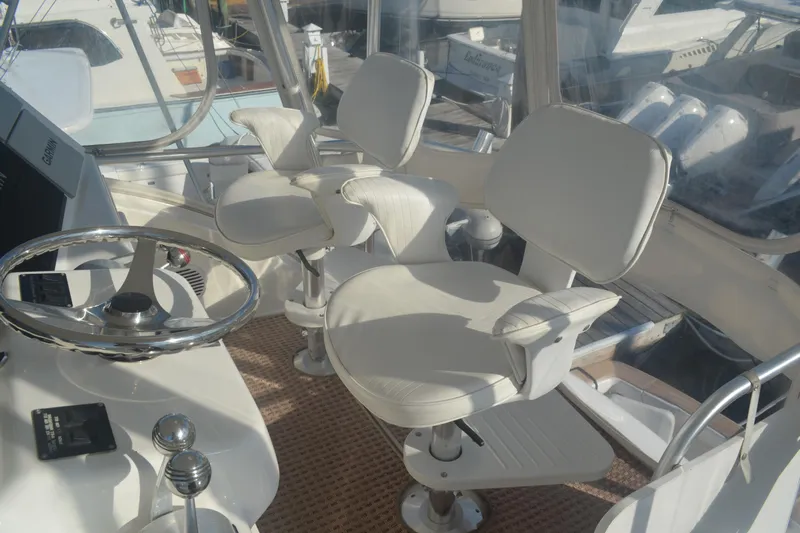 Rock & Roll Yacht Photos Pics Helm seating