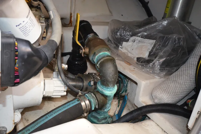 Rock & Roll Yacht Photos Pics Emergency crash valve