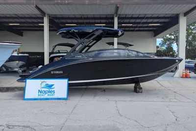 Yamaha Boats 275 SD