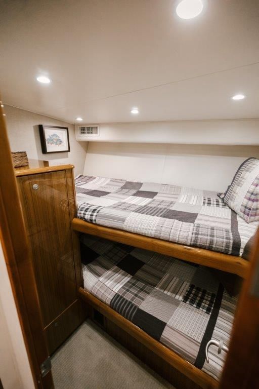 2007 Viking 64 
