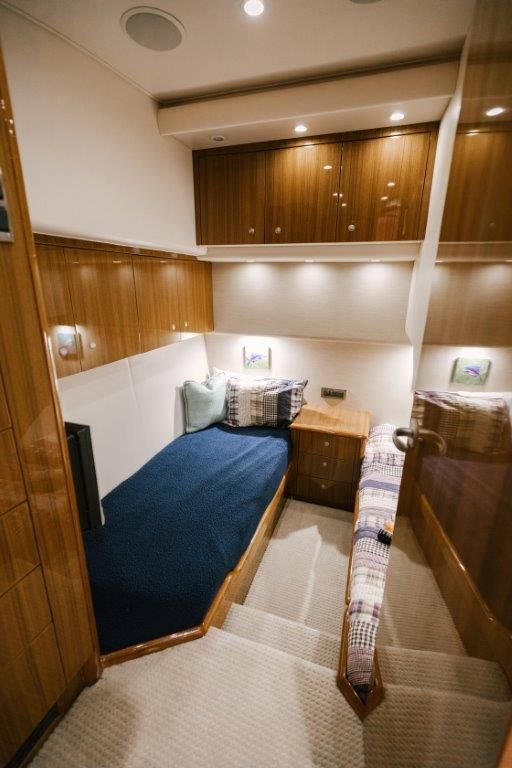 2007 Viking 64 
