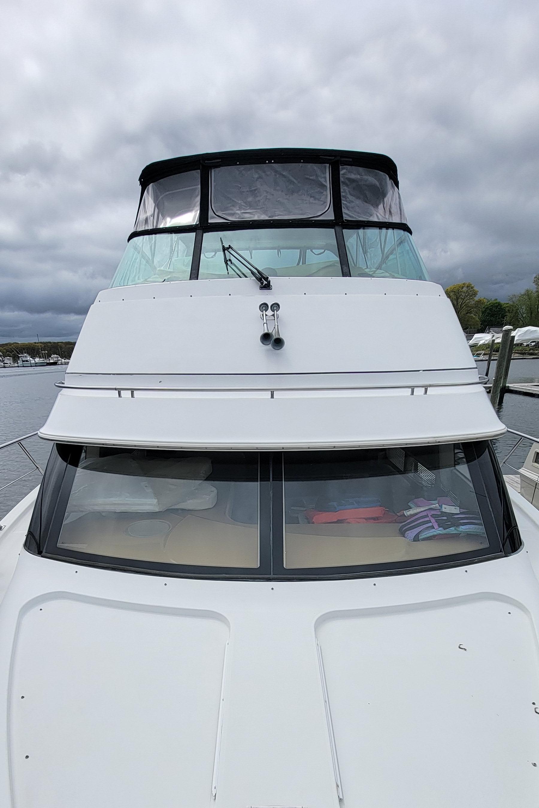 2002 carver 466 motor yacht