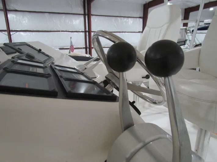  Yacht Photos Pics Control panel of 2000 Ocean Yachts 48 Sun Sport in a boat interior.