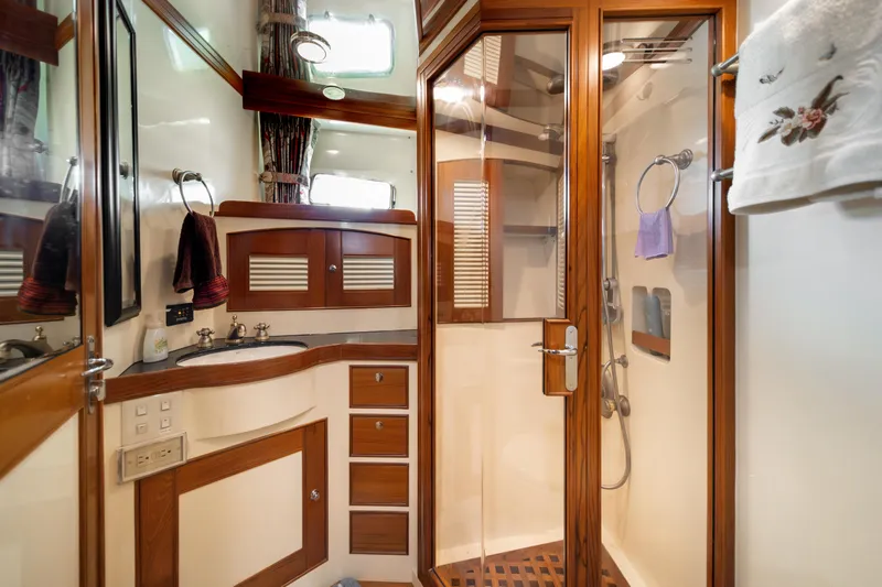 No Time Yacht Photos Pics 