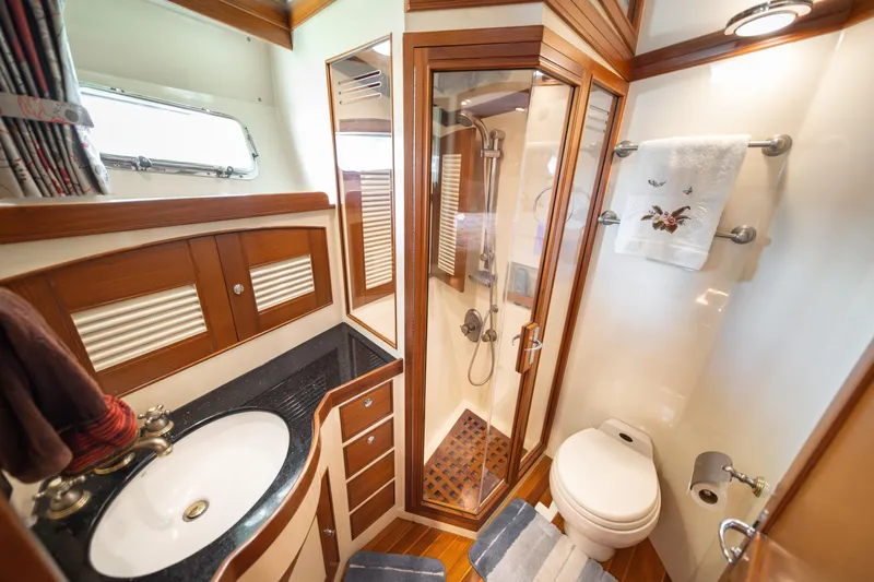 No Time Yacht Photos Pics 