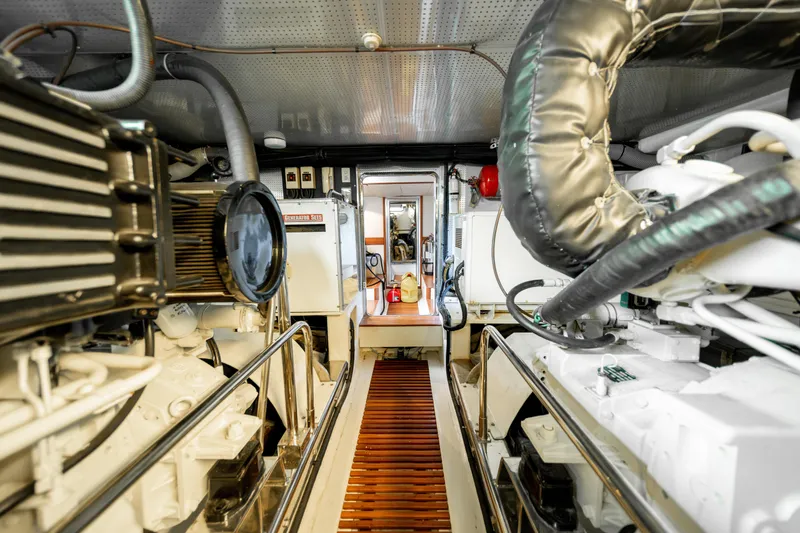 No Time Yacht Photos Pics 