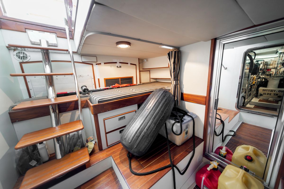 2003 Marlow 65 